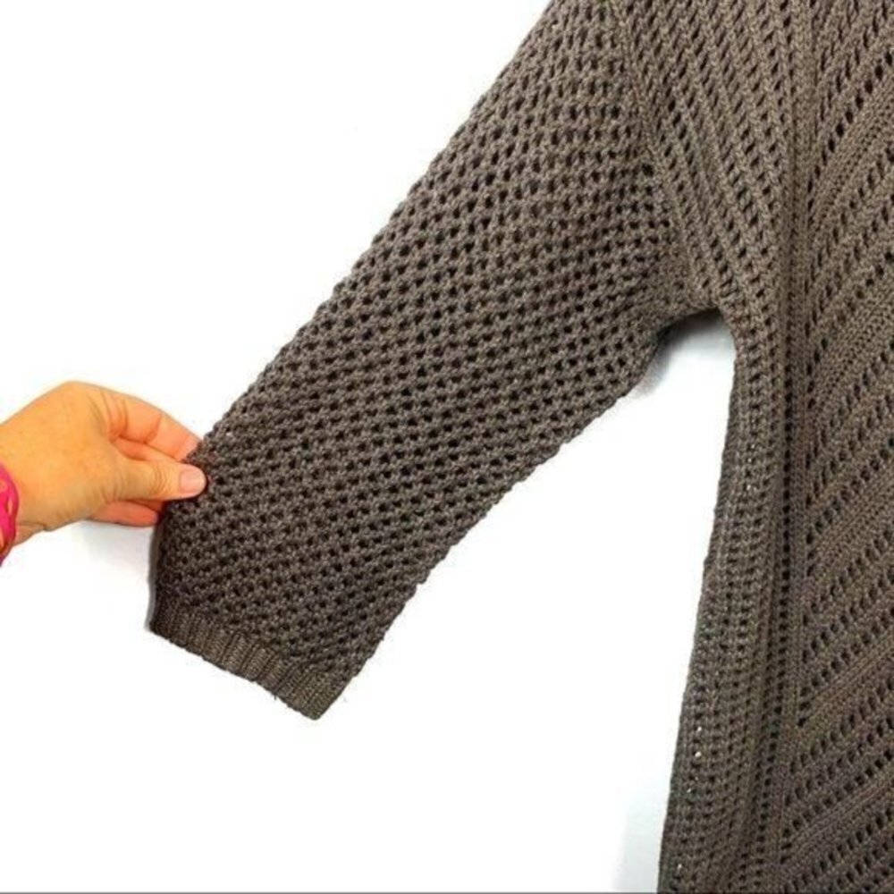 Chelsea & Theodore Sweater Size XL - Picture 3 of 5